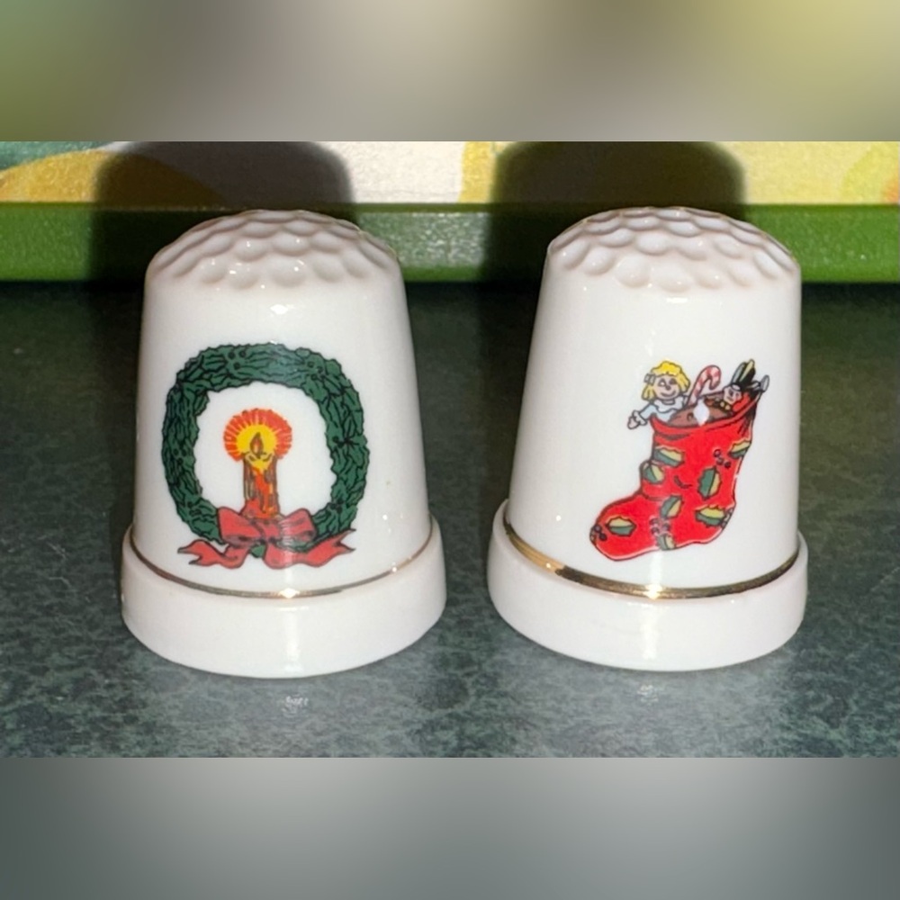 Festive Vintage Holiday Thimbles Set